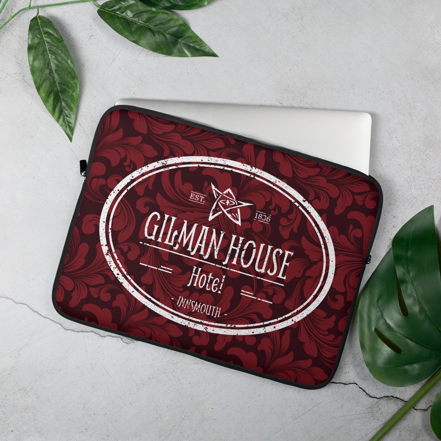 Housse pour ordinateur portable Lovecraftian Gilman House Innsmouth